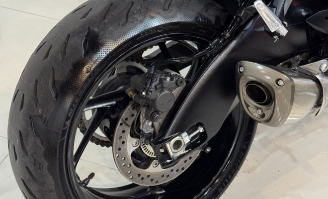 SUZUKI GSX-S 1000 2024 Gasolina-11
