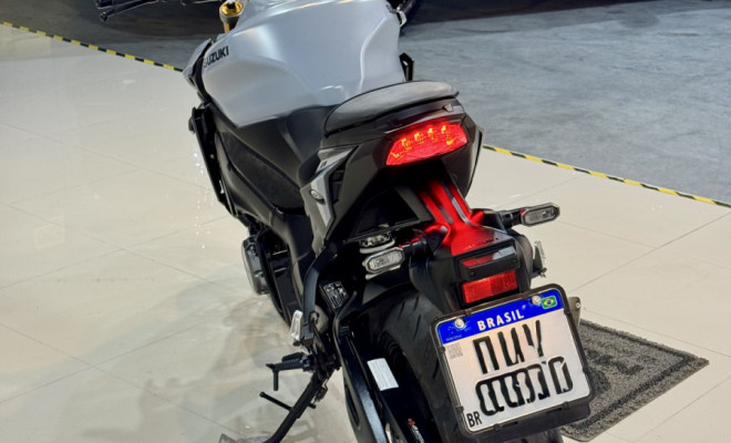 SUZUKI GSX-S 1000 2024 Gasolina-5