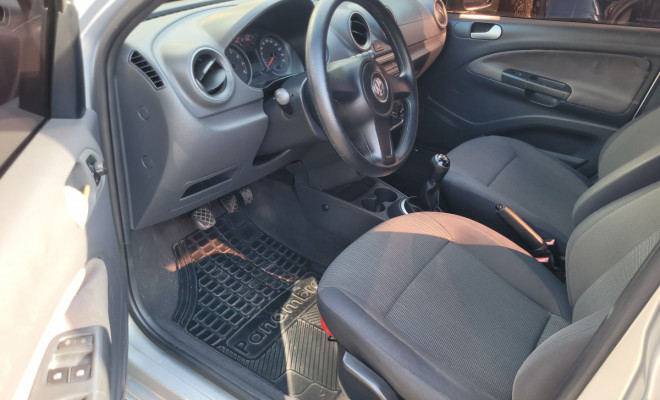 VW - VolksWagen VOYAGE 1.0/1.0 City Mi Total Flex 8V 4p 2013 Flex-2