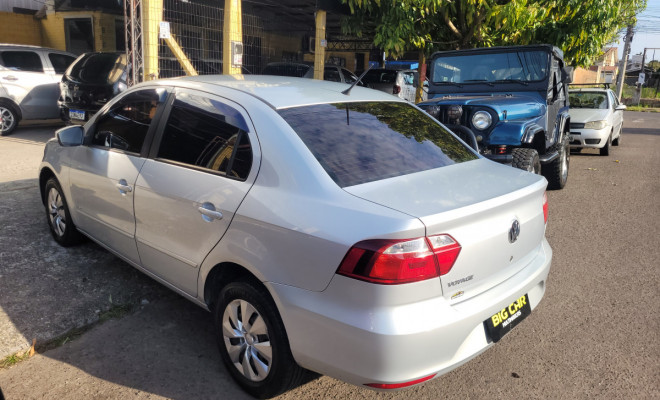 VW - VolksWagen VOYAGE 1.0/1.0 City Mi Total Flex 8V 4p 2013 Flex-7