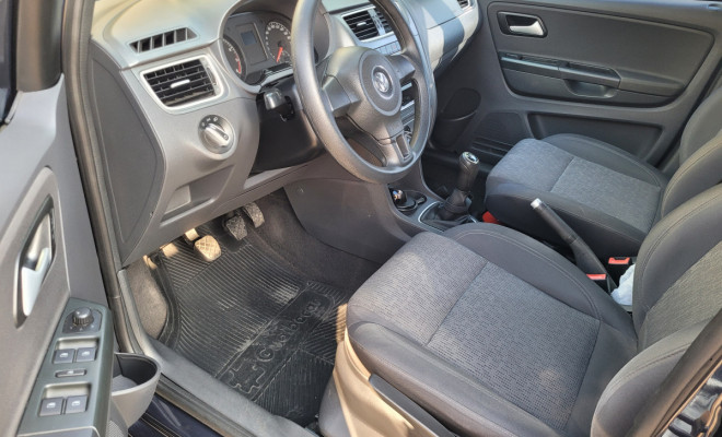 VW - VolksWagen Fox 1.6 Mi Total Flex 8V 5p 2014 Flex-5