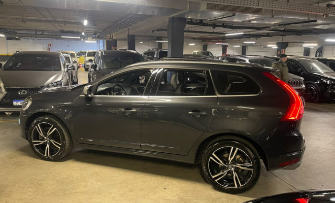Volvo XC 60 T-5 R-DESIGN 2.0 FWD 5p 2017 Gasolina-10