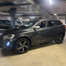 Volvo XC 60 T-5 R-DESIGN 2.0 FWD 5p 2017 Gasolina-1