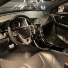 Volvo XC 60 T-5 R-DESIGN 2.0 FWD 5p 2017 Gasolina-3