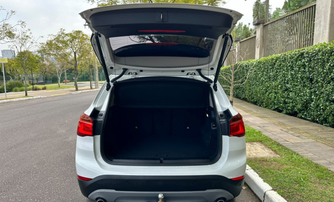 BMW X1 SDRIVE 20i 2.0/2.0 TB Acti.Flex Aut. 2019 Flex-9