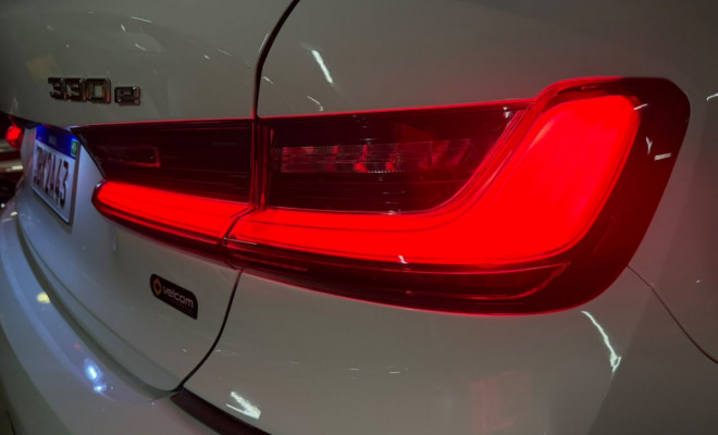 BMW 330e M Sport 2.0 Turbo Aut. (Híbrido) 2022 Elétrico-6