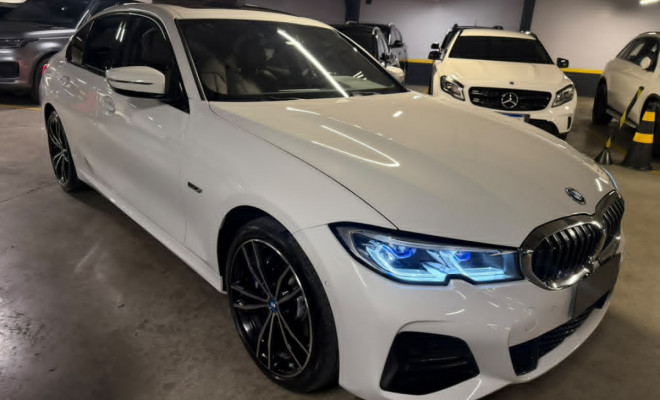 BMW 330e M Sport 2.0 Turbo Aut. (Híbrido) 2022 Elétrico-0