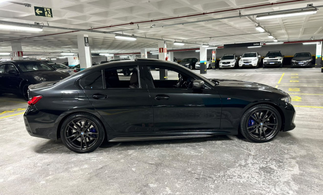 BMW 320I M SPORT FLEX 2024 Flex-3