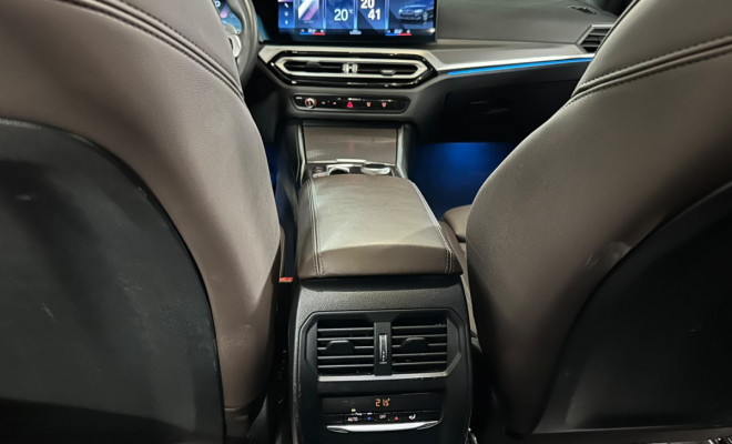 BMW 320I M SPORT FLEX 2024 Flex-10
