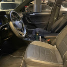 VW - VolksWagen TIGUAN Allspac R-Line 300 TSI 2.0  2025 Gasolina-1