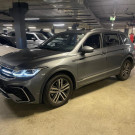 VW - VolksWagen TIGUAN Allspac R-Line 300 TSI 2.0  2025 Gasolina-5