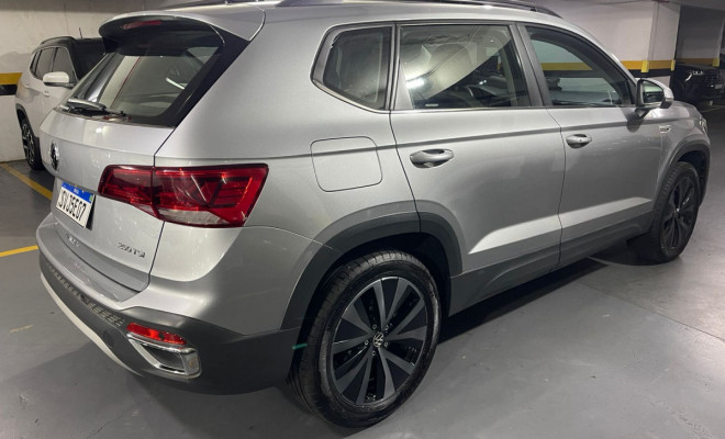 VW - VolksWagen TAOS Comfortline 1.4 250 TSI Flex Aut. 2024 Flex-6
