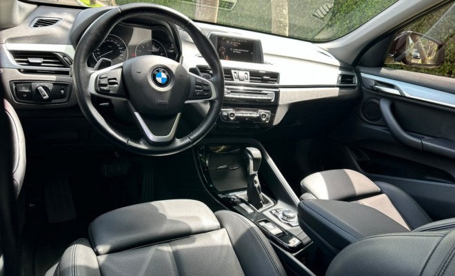 BMW X1 XDRIVE 25i Sport 2.0/2.0 Flex Aut. 2016 Flex-12