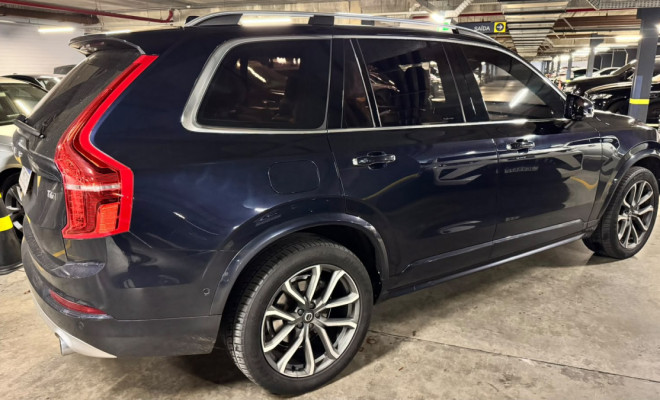Volvo XC 90 T-6 MOMENTUM 2.0 320cv 5P 2019 Diesel-7