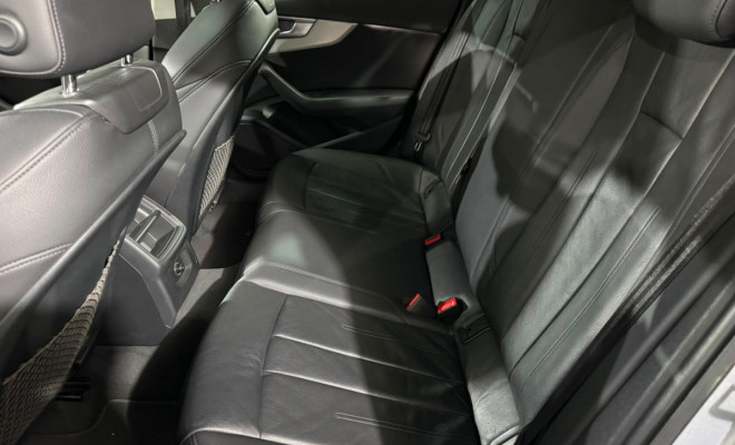 Audi A4 Launch Edition 2.0 TFSI 190cv S troni 2017 Gasolina-0