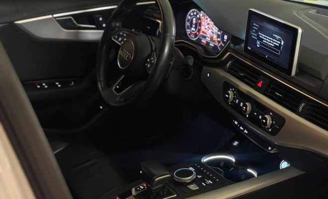 Audi A4 Ambiente 2.0 TFSI 190cv S tronic 2018 Gasolina-9
