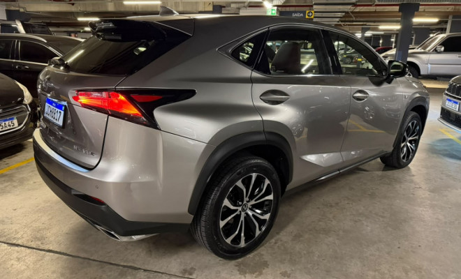 Lexus NX-200t F-Sport AWD 2.0 16v 238cv Aut. 2016 Gasolina-1