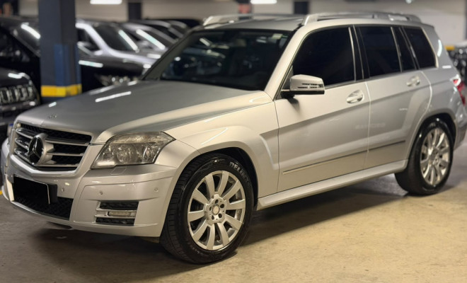 Mercedes-Benz GLK-300 3.0 V6 24V 4x4 231cv Aut. 2011 Gasolina