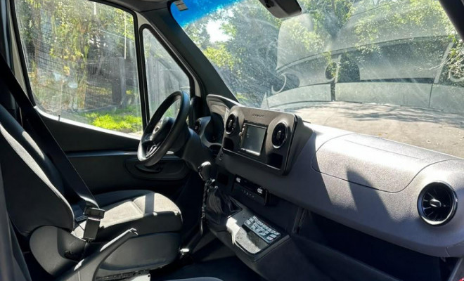 Mercedes-Benz Sprinter 416 Furgão Longo T.A. 2.2 Dies. 2021 Diesel-5