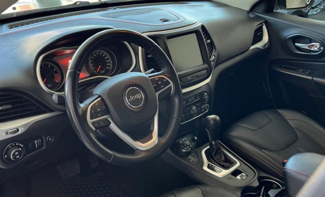 Jeep Grand Cherokee Limited 3.0 TB Dies. Aut 2015 Gasolina-3