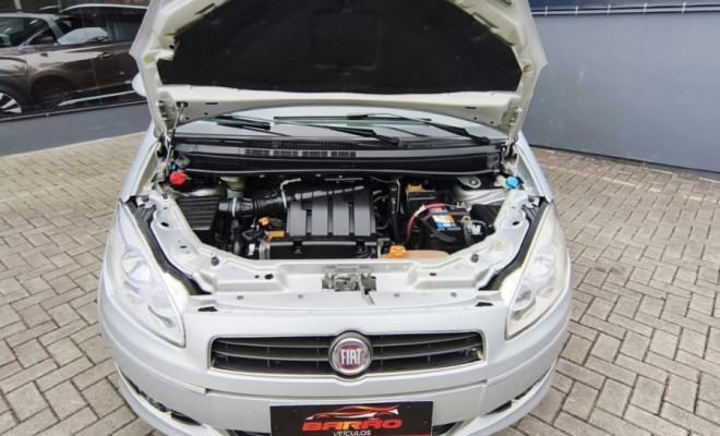 Fiat Idea ATTRACTIVE 1.4 Fire Flex 8V 5p 2011 Flex-7