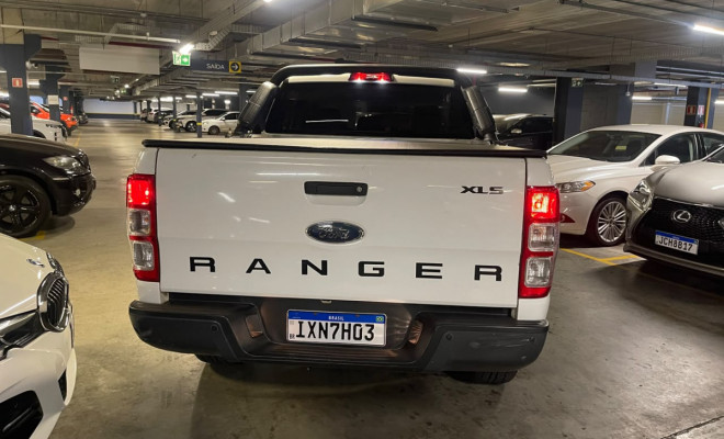 Ford Ranger XLS 2.2 4x4 CD Diesel Aut. 2017 Diesel-4
