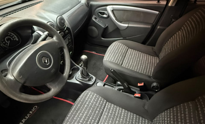 Renault SANDERO Expression Hi-Flex 1.6 8V 5p 2013-9