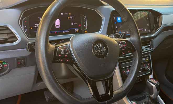 VW - VolksWagen T-Cross Comfor. 200 TSI 1.0  Aut. 2021 Flex-8