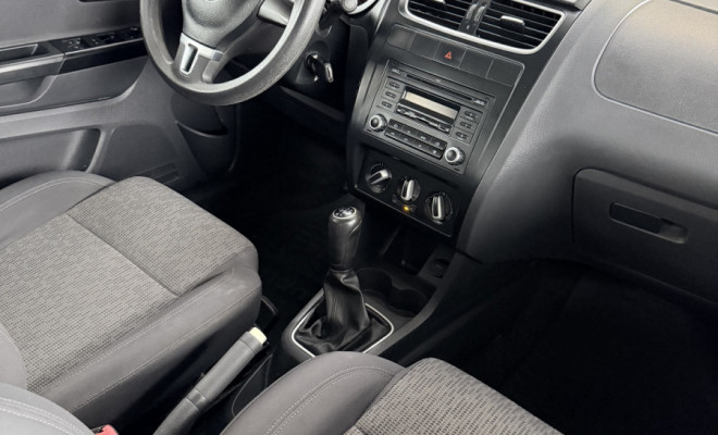 VW - VolksWagen Fox 1.0 Mi Total Flex 8V 5p 2013 Flex-6