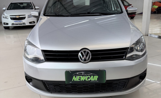 VW - VolksWagen Fox 1.0 Mi Total Flex 8V 5p 2013 Flex-1