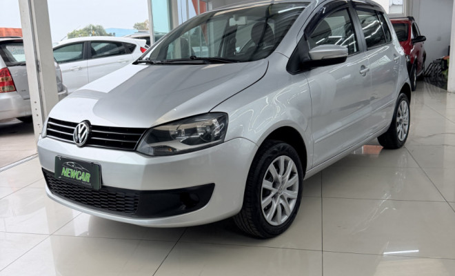VW - VolksWagen Fox 1.0 Mi Total Flex 8V 5p 2013 Flex-2