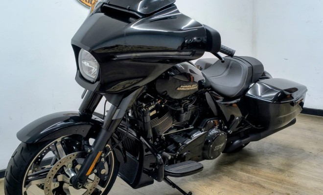 HARLEY-DAVIDSON STREET GLIDE FLHX 2024 Gasolina-2