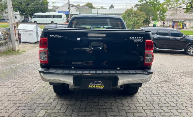 Toyota Hilux CD SRV D4-D 4x4 3.0 TDI Diesel Aut 2013 Diesel-2