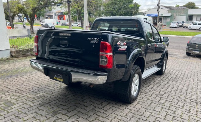 Toyota Hilux CD SRV D4-D 4x4 3.0 TDI Diesel Aut 2013 Diesel-1