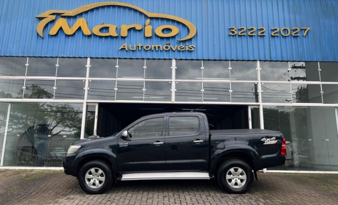 Toyota Hilux CD SRV D4-D 4x4 3.0 TDI Diesel Aut 2013 Diesel