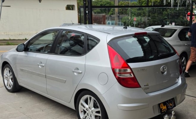 Hyundai i30 2.0 16V 145cv 5p Aut. 2012 Gasolina-3