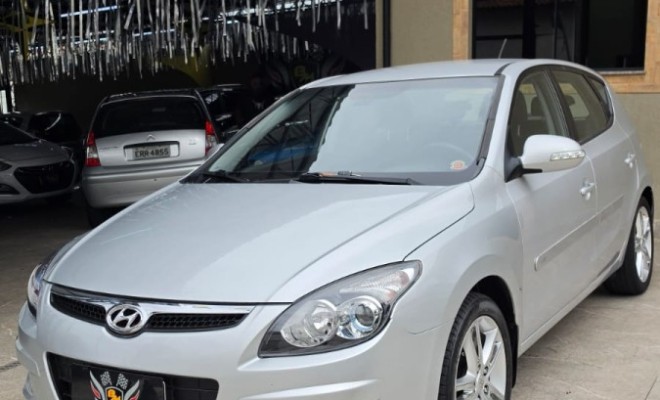 Hyundai i30 2.0 16V 145cv 5p Aut. 2012 Gasolina