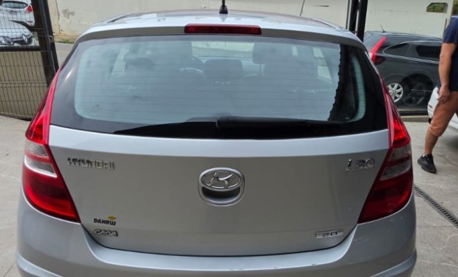 Hyundai i30 2.0 16V 145cv 5p Aut. 2012 Gasolina-5