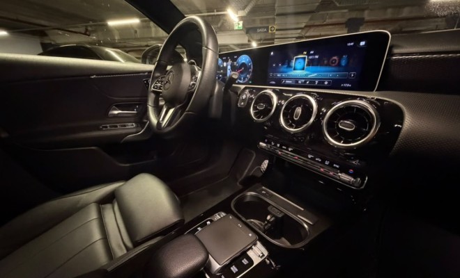 Mercedes-Benz A 250 2.0 TB Hatch Vision 2020 Gasolina-10
