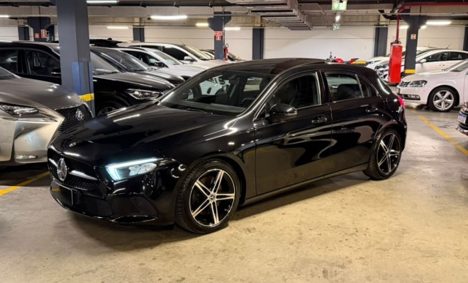 Mercedes-Benz A 250 2.0 TB Hatch Vision 2020 Gasolina-14