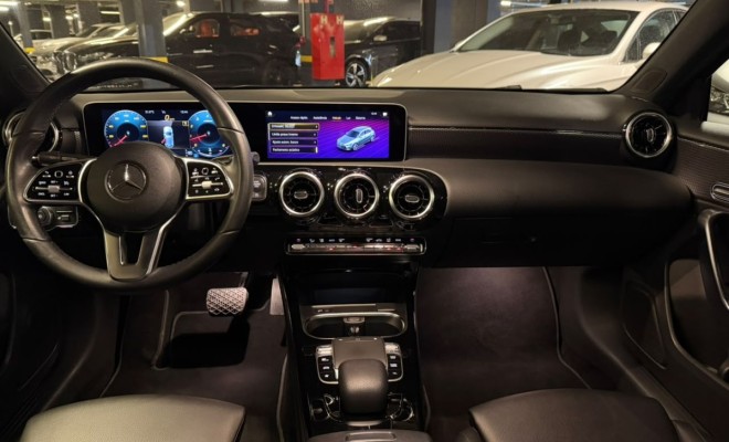 Mercedes-Benz A 250 2.0 TB Hatch Vision 2020 Gasolina-1