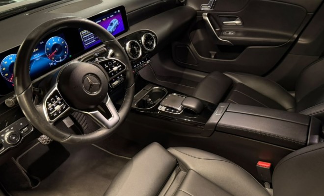 Mercedes-Benz A 250 2.0 TB Hatch Vision 2020 Gasolina-8