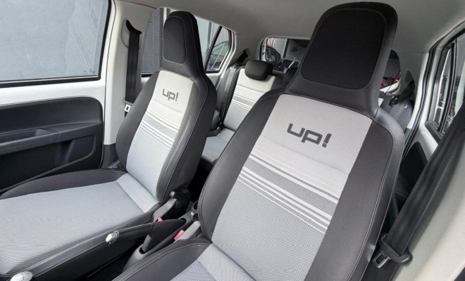 VW - VolksWagen up! black/white/red 1.0 T. Flex 12V 5p 2015 Flex-2