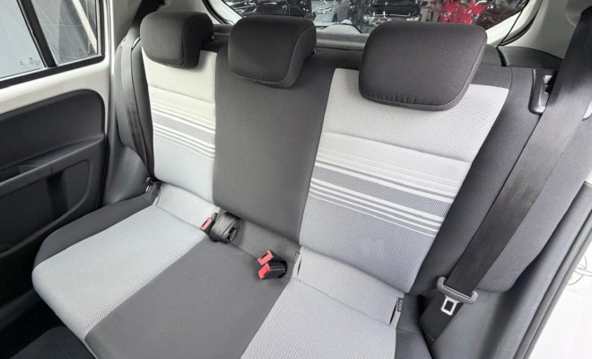 VW - VolksWagen up! black/white/red 1.0 T. Flex 12V 5p 2015 Flex-9