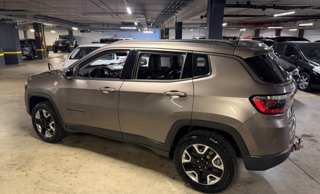 Jeep COMPASS TRAILHAWK 2.0 4x4 Dies. 16V Aut. 2017 Flex-8