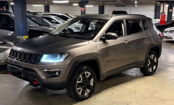 Jeep COMPASS TRAILHAWK 2.0 4x4 Dies. 16V Aut. 2017 Flex