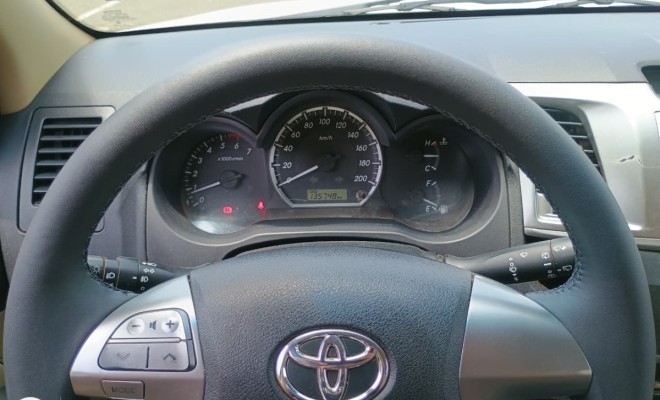 Toyota Hilux SW4 SR 4x2 2.7/2.7 Flex 16V Mec. 2015 Flex-11