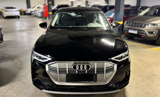 Audi E-TRON Sportb. Perf.Black Aut.(Elétrico) 2022 Elétrico-1