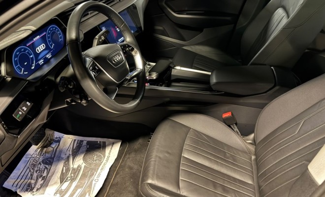 Audi E-TRON Sportb. Perf.Black Aut.(Elétrico) 2022 Elétrico-3