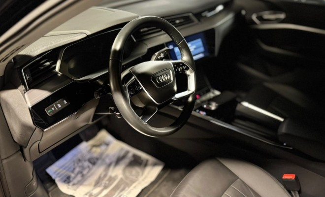 Audi E-TRON Sportb. Perf.Black Aut.(Elétrico) 2022 Elétrico-5